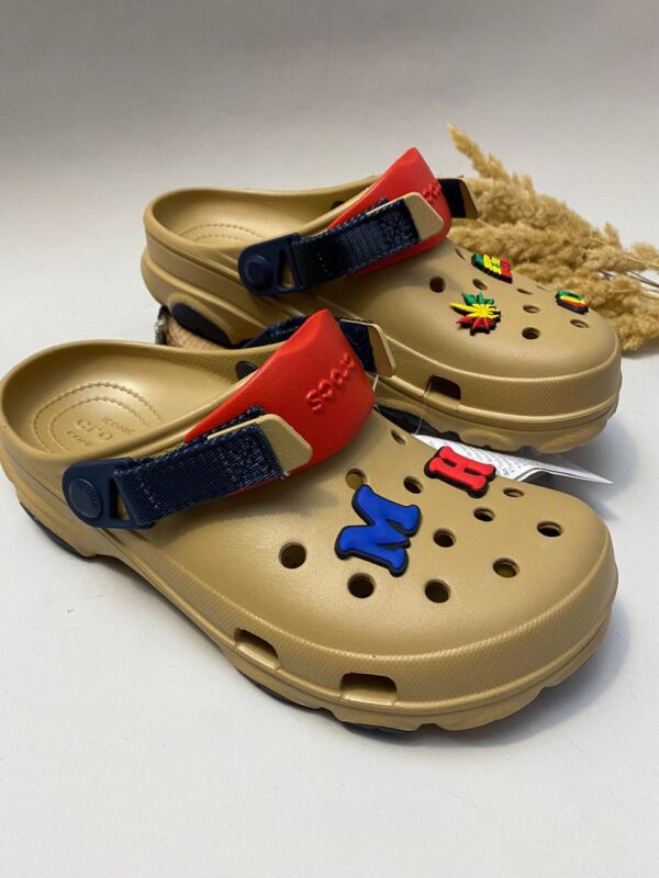 Crocs PALLETS - Image 3